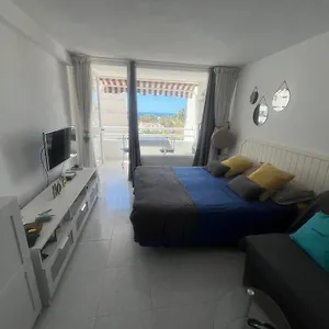 https://borinquen-sky-apartments.in-canary-islands.com